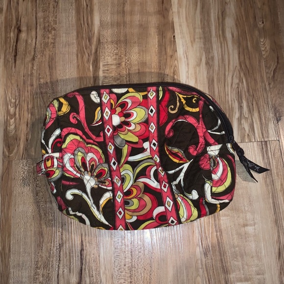 Vera Bradley Handbags - Vera Bradley cosmetic case